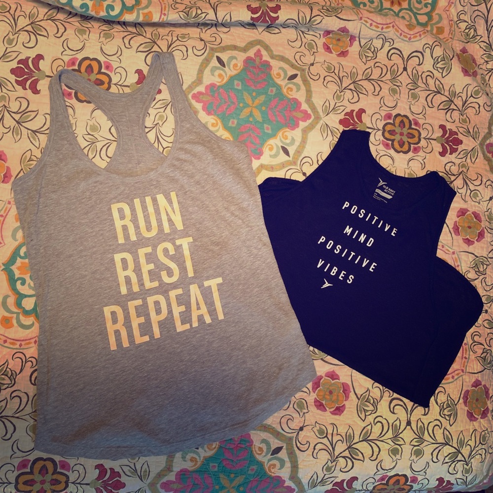 Old Navy Graphic Workout Tanks 🏋🏻‍♀️🤸🏽‍♀️